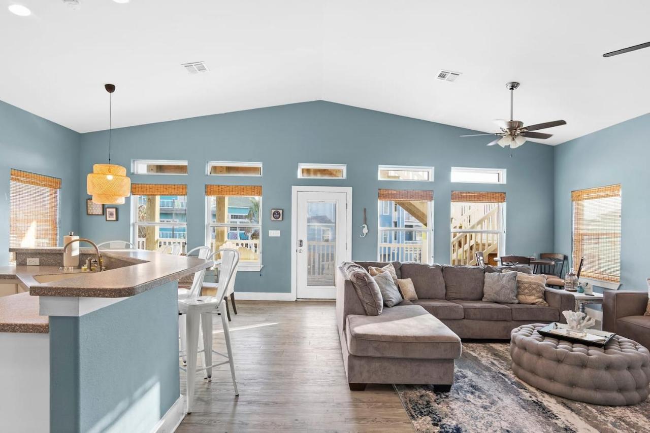 New 5 Bdrm W/Pool, Observation Deck Walk To Beach! ميناء أرانساس المظهر الخارجي الصورة